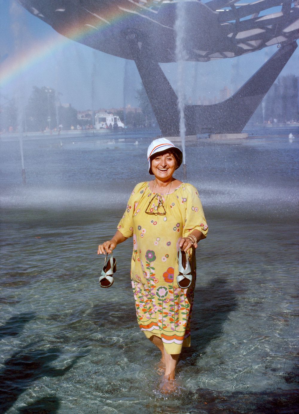 Gary Settle, Woman at Unisphere, Flushing Meadows Corona Park, Queens, 1978, NYC Parks Photo Archive